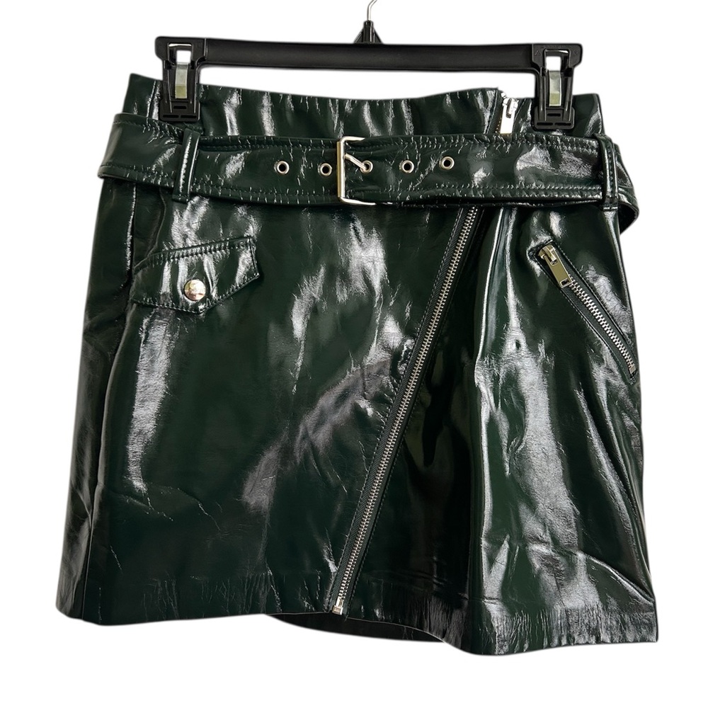 NWOT Bershka Stylish Green Skirt